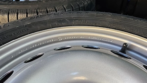 Verkaufe 4 nagelneue Winter-Kompletträder!