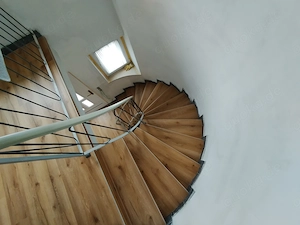 Fachgerechte Verlegung von Parkett,Vinyl und Laminat  Bild 5