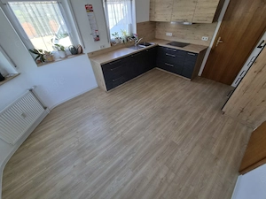 Fachgerechte Verlegung von Parkett,Vinyl und Laminat  Bild 7