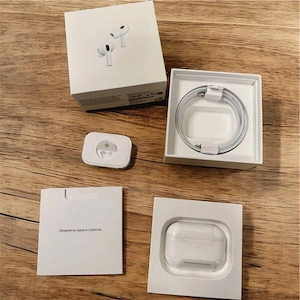 Apple AirPods Pro 2 mit zubehör