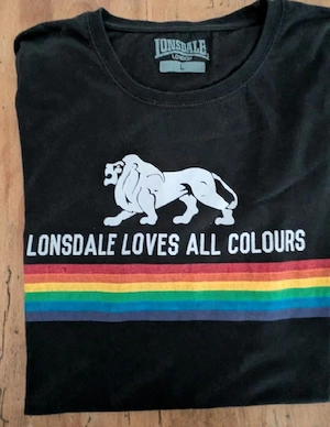 LONSDALE loves all colours T Shirt 