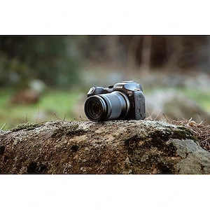 Canon EOS R7 Mirrorless Digital Camera with RF-S 18-150mm f3.5-6.3 IS STM Lens