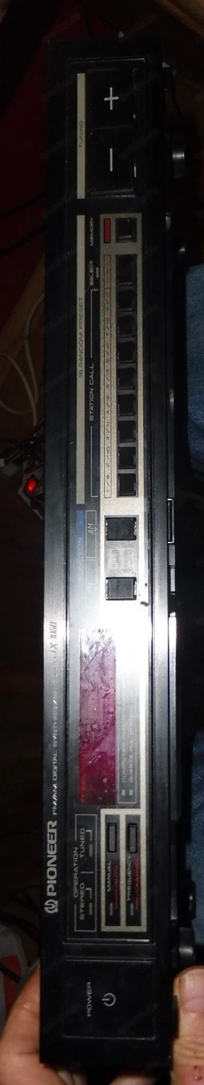 Tioneer Tuner Modell Nr. TX 1060. Funktioniert. Zu Verschenken