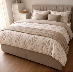 Boxspringbett 210x180 cm mit Bettkasten von Westwing