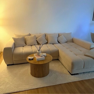 Ecksofa mit elektrischer Ausziehfunktion