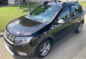 Dacia Sandero Stepway, BJ 12 2019, 73 PS, 68.000 km, AHK, Nichtraucherfahrzeug