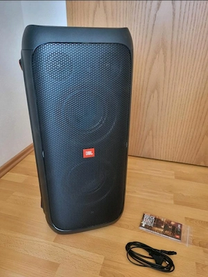 JBL Partybox 310 Lautsprecher mit Verpackung 