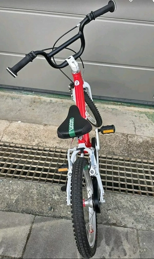 Woom 2 kinderfahrrad mit Verpackung 