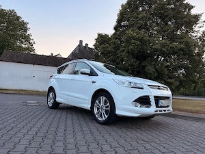 Top gepflegter Ford Kuga 2016 aus 3. Hand in Bestzustand! TÜV NEU Bild 6