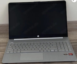 HP Laptop 15,6" 8GB RAM 512GB HDD AMD Radeon Grafikkarte