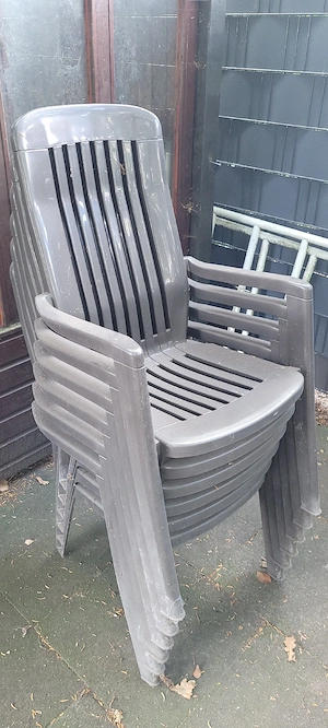 6 Gartenstühle braun