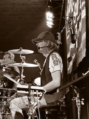 Drummer sucht Band