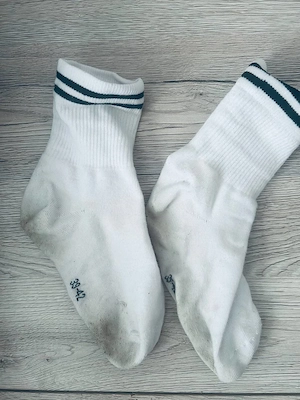 5 Tage getragene Socken
