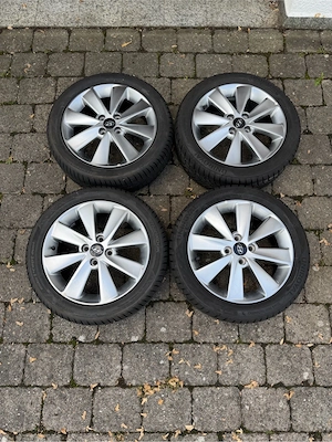 Winterreifen Hankook Uniroyal