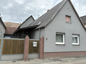 2 Familienhaus in zentraler Lage in 76773 Kuhardt, zu verkaufen