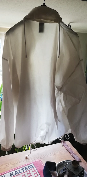 Hübscher Mann (52), mit Faible Nylon, sucht lockere Frau, die meine Vorliebe mit mir teilen würde 