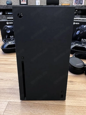 Microsoft Xbox Series X 1TB Spielekonsole - Schwarz