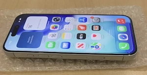 Apple iPhone 16e - 128 GB - White (Unlocked) Bild 2