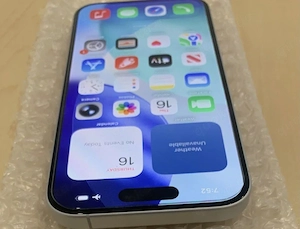 Apple iPhone 16e - 128 GB - White (Unlocked) Bild 3