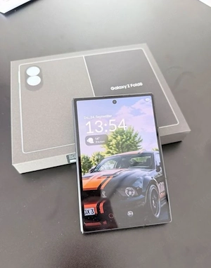  Samsung Galaxy Z Fold8 mit 256 GB Speicherplatz