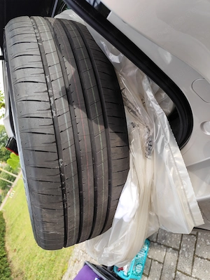 4 neue Sommerreifen Bridgestone 225 50 R 20 zu verkaufen 