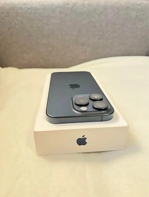 iPhone 15 Pro 