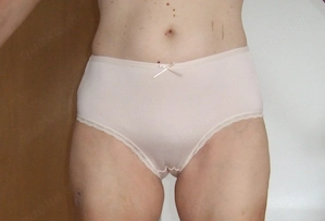 Slip beige getragen