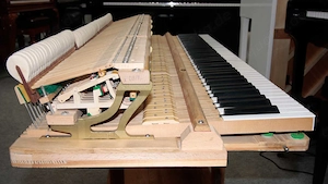 Flügel Bechstein L-167, schwarz poliert, Renner-Mechanik, 5 Jahre Garantie Bild 10