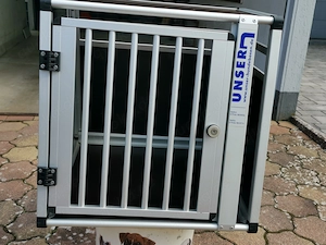 Hundebox  Einzelbox Marke "UNSER" für kleine bis mittelgroße Hunde