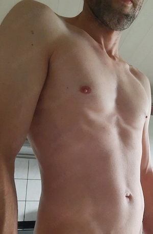 Großer dicker Schwanz sucht junge Frauen ab 18