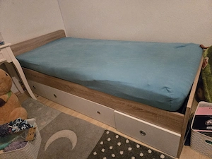 Jugendbett zu verschenken