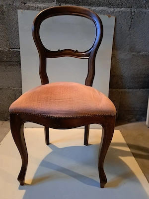 Klassischer Stuhl (Holz wunderbare Verarbeitung)