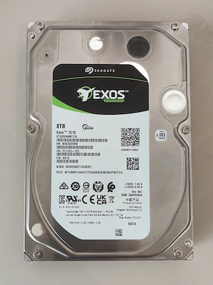 Festplatte HDD 3,5 Zoll - Seagate Exos 7E10 SATA 8TB