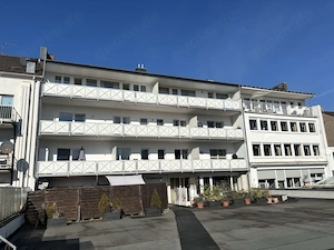 Wunderschöne, neu sanierte 3-Zimmer Wohnung in zentraler Lage von Mönchengladbach
