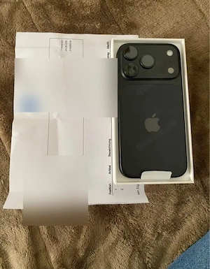 iPhone 18 Pro 256GB Schwarz - NEU - OVP - Rechnung 24.09.2026 