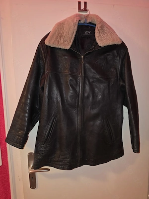 Schöne Schwarze Lederjacke in Größe 40 mit abnehmbaren Kragen