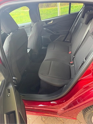 Ford Focus St-Line zu verkaufen Bild 5