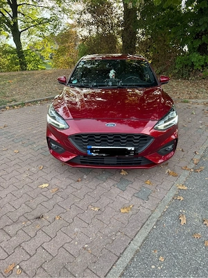 Ford Focus St-Line zu verkaufen Bild 9