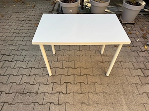 Schreibtisch zu verschenken