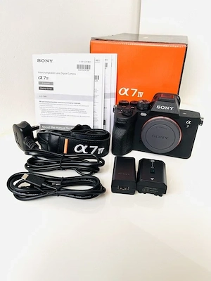 Sony Alpha A7 IV spiegellose Kamera, 33 MP, nur Gehäuse | 806 Auslösungen | In Originalverpackung