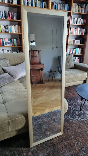 Rechteckiger Wandspiegel (147 cm x 47 cm)