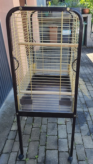 Vogelkäfig fahrbar