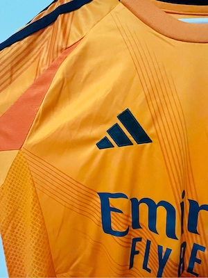 Real Madrid Adidas Fußballtrikot Bild 4