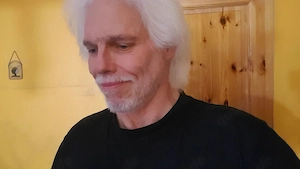 Suche Date mit Netter Älterer Frau. 
