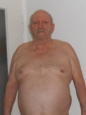 Dom dev Beziehung mit Paar 75+ gesucht 