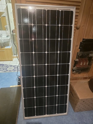 -2- Solarpanel mit Kabeln, Befestigungsmaterial u. Charge Controler