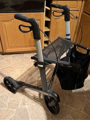 Rolllator aus Alu