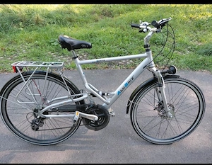 AluBike Sportive Edition   Trekkingrad( 24 Gänge) Silber