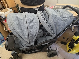 geschwister zwillings Kinderwagen 