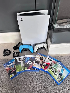 Sony PlayStation 5 Konsole + 2 Controller + 6 Spiele   Komplettset